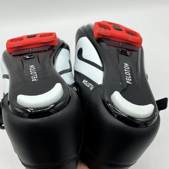 Peloton Unisex Cycling Shoes with Delta Cleats - Picture 6 of 9
